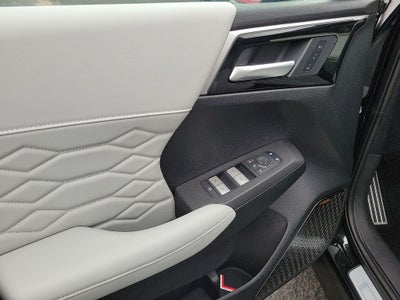 2025 Mitsubishi Outlander Platinum Edition