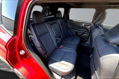 2026 Mitsubishi Outlander Black Edition