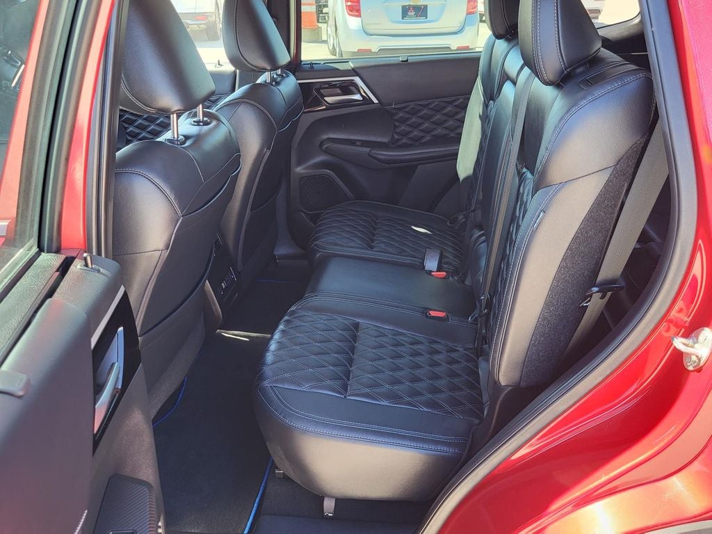 2023 Mitsubishi Outlander PHEV SEL