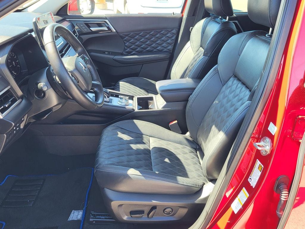 2023 Mitsubishi Outlander PHEV SEL