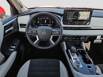 2026 Mitsubishi Outlander PHEV SE