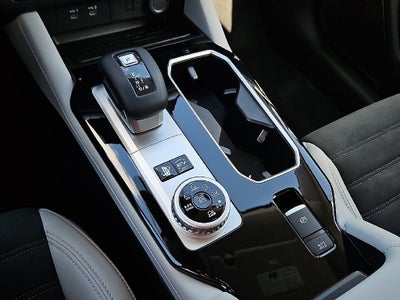 2026 Mitsubishi Outlander PHEV SE