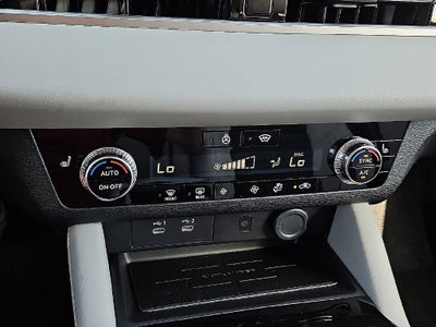 2026 Mitsubishi Outlander PHEV SE