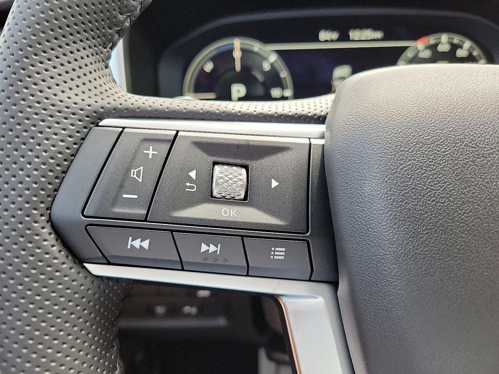 2025 Mitsubishi Outlander PHEV SE