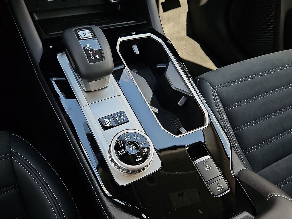 2026 Mitsubishi Outlander PHEV SE