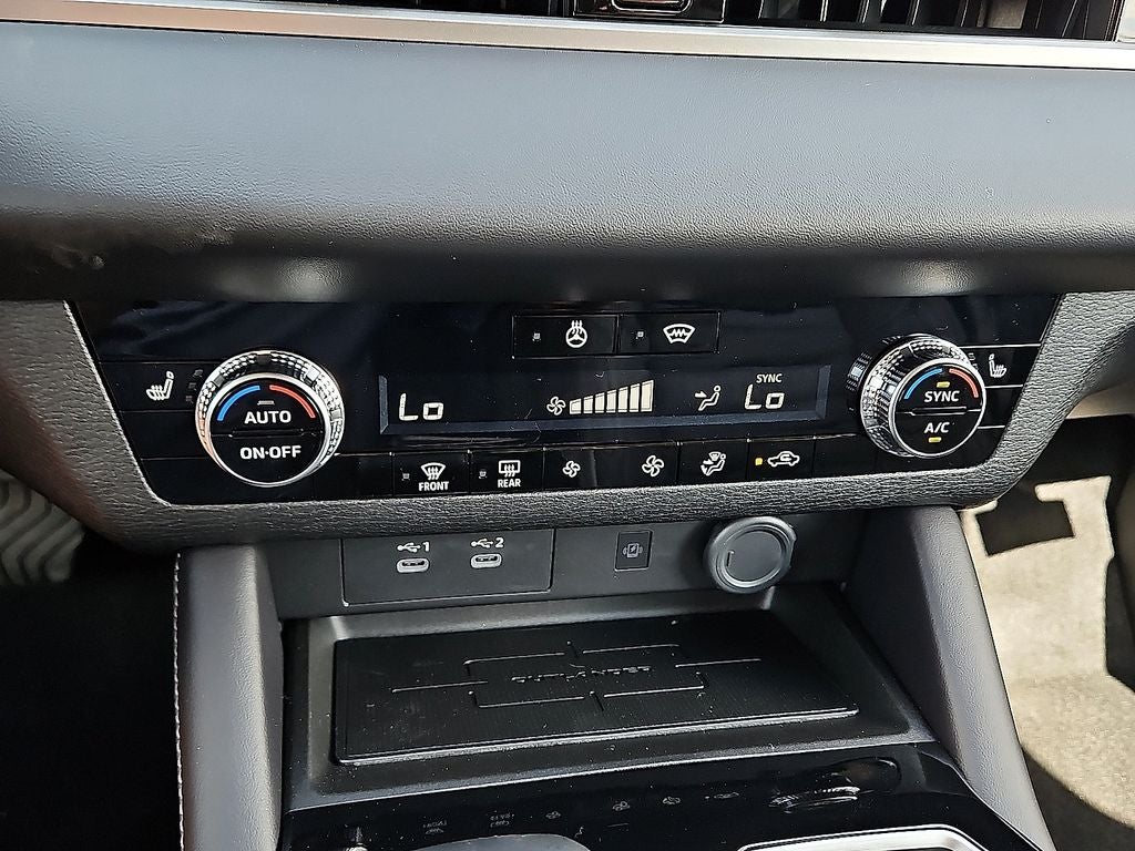 2026 Mitsubishi Outlander PHEV SE