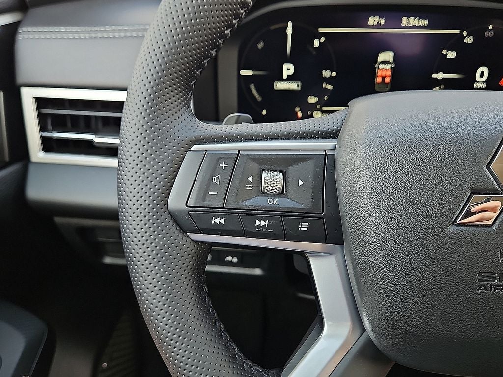 2026 Mitsubishi Outlander PHEV SE