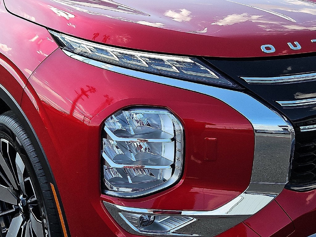 2026 Mitsubishi Outlander PHEV SE