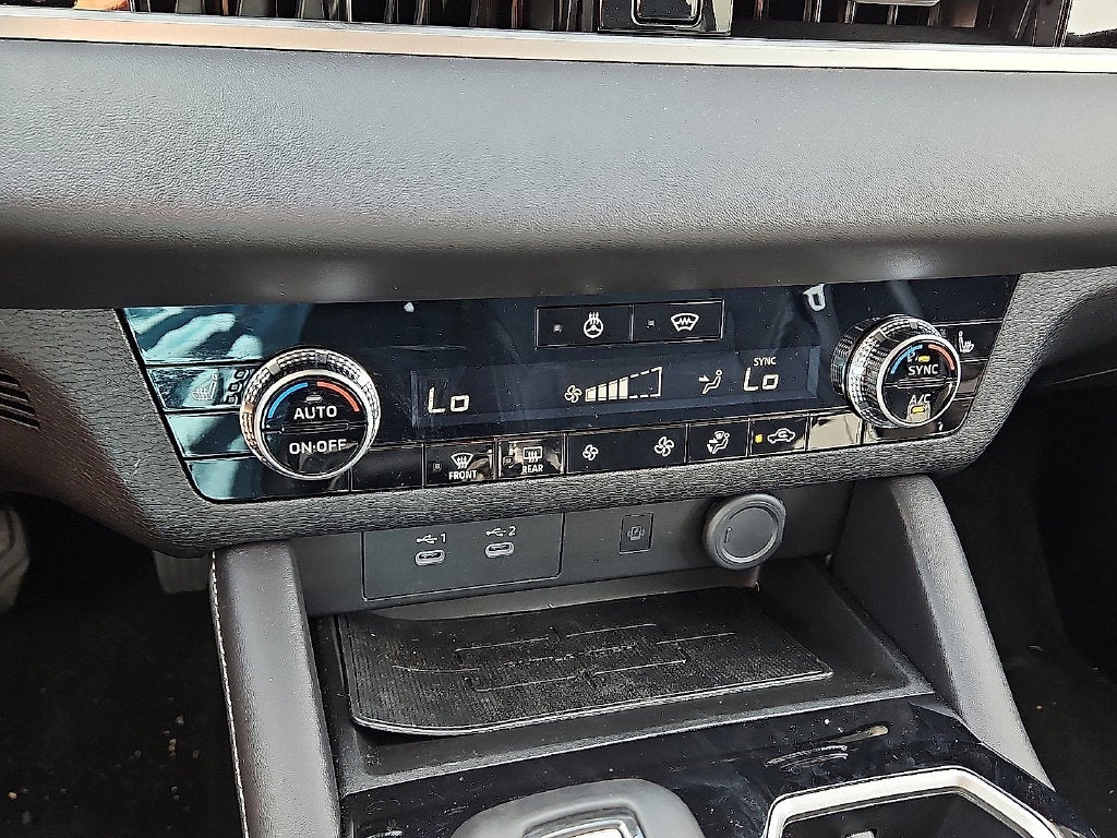 2026 Mitsubishi Outlander PHEV SE