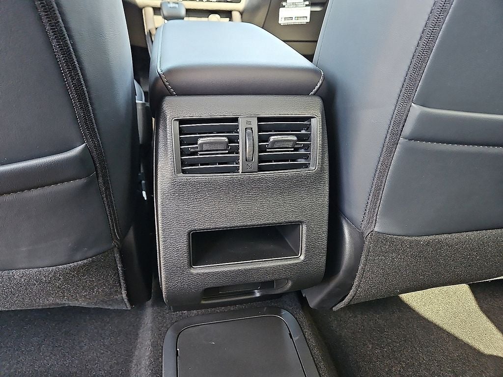 2026 Mitsubishi Outlander PHEV SE