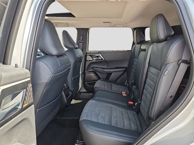 2026 Mitsubishi Outlander PHEV SE