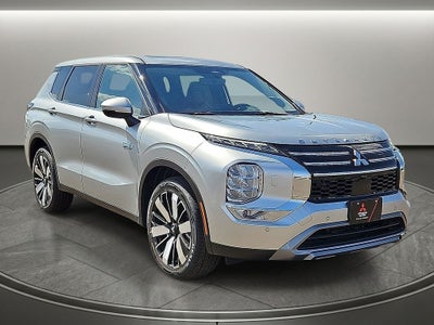 2026 Mitsubishi Outlander PHEV SE