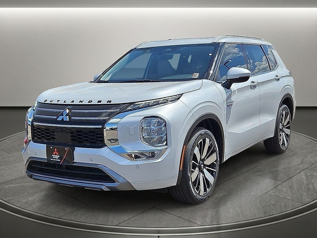 2026 Mitsubishi Outlander PHEV SEL