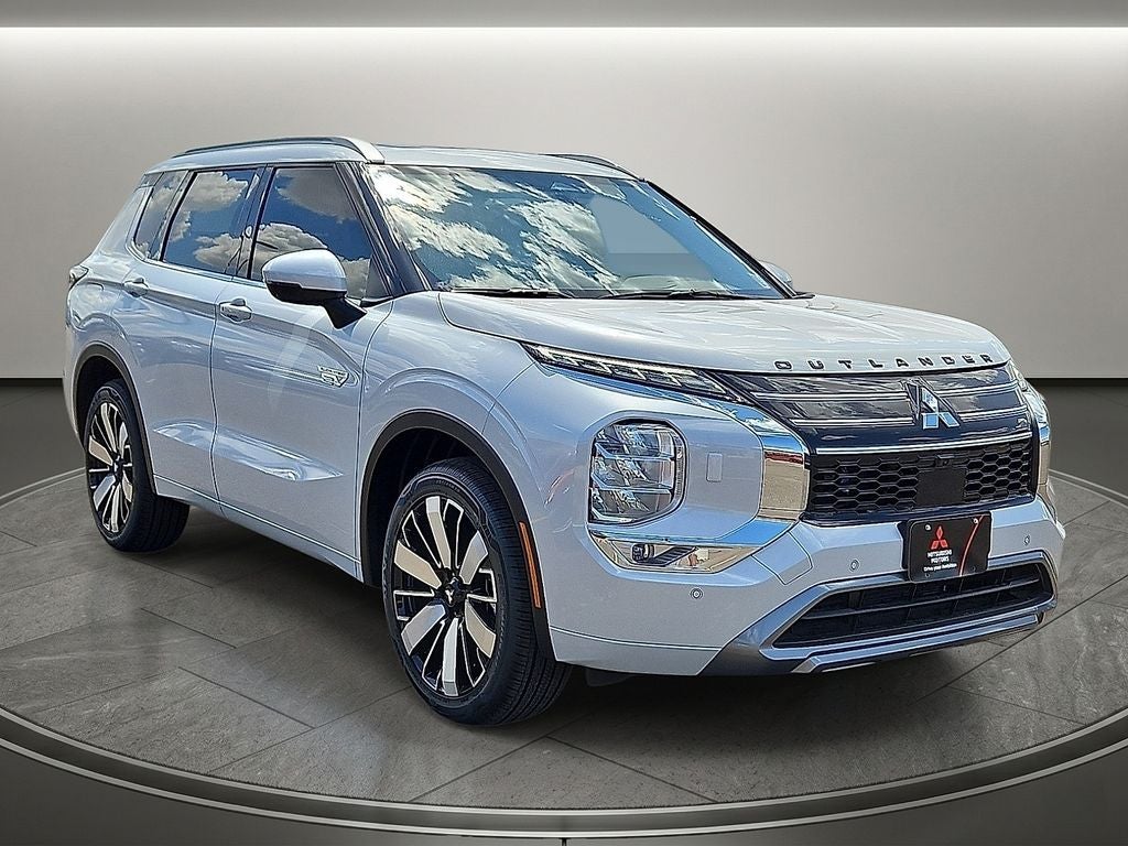 2026 Mitsubishi Outlander PHEV SEL