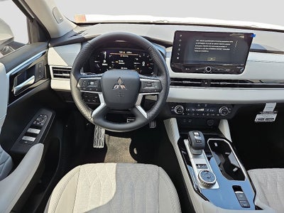 2026 Mitsubishi Outlander PHEV SEL
