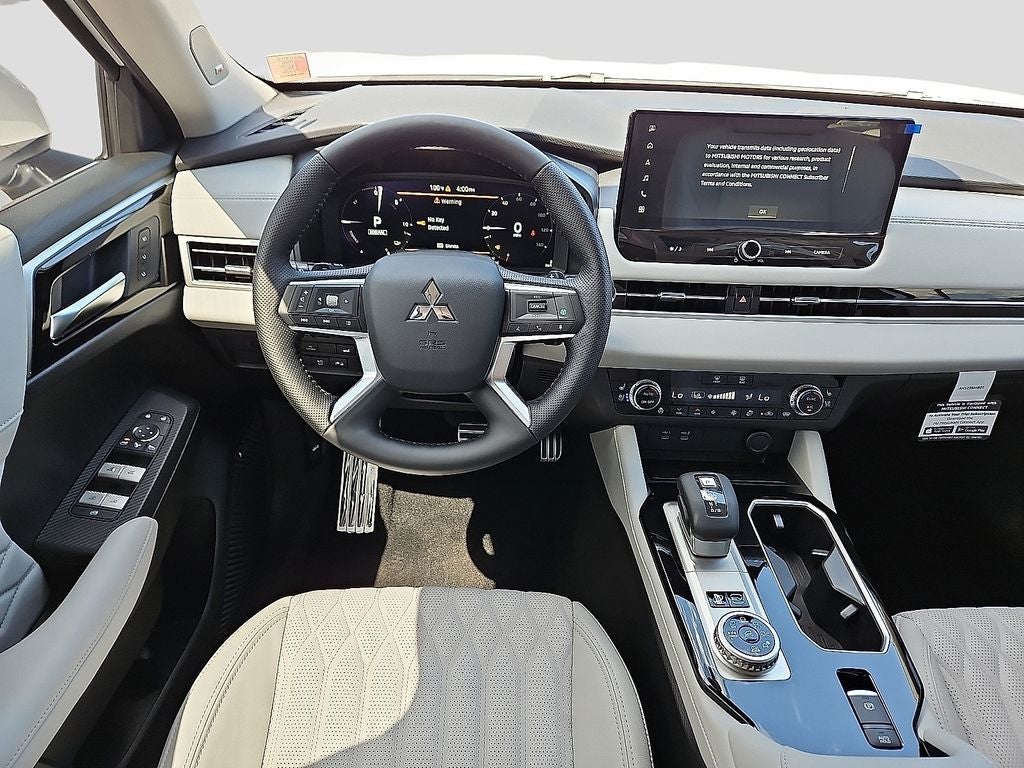 2026 Mitsubishi Outlander PHEV SEL