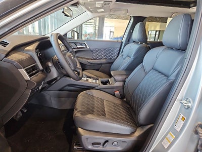 2025 Mitsubishi Outlander PHEV SEL