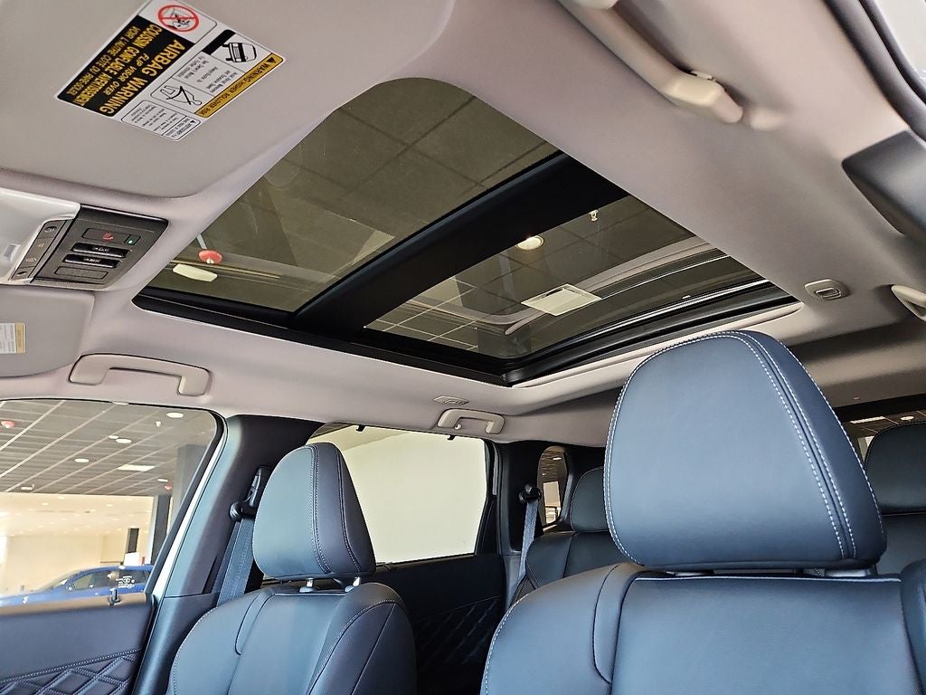 2025 Mitsubishi Outlander PHEV SEL