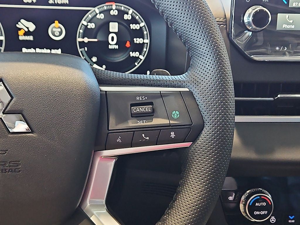 2025 Mitsubishi Outlander PHEV SEL