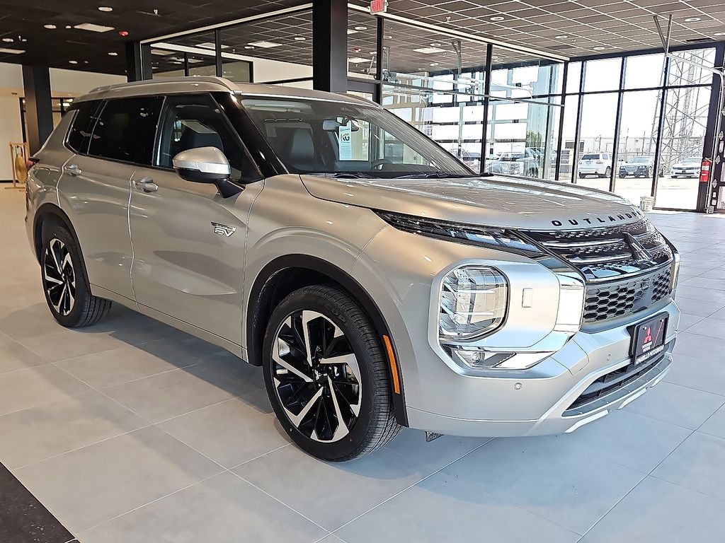 2025 Mitsubishi Outlander PHEV SEL