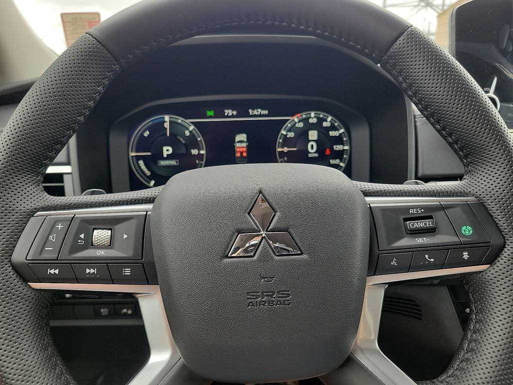 2025 Mitsubishi Outlander PHEV SEL