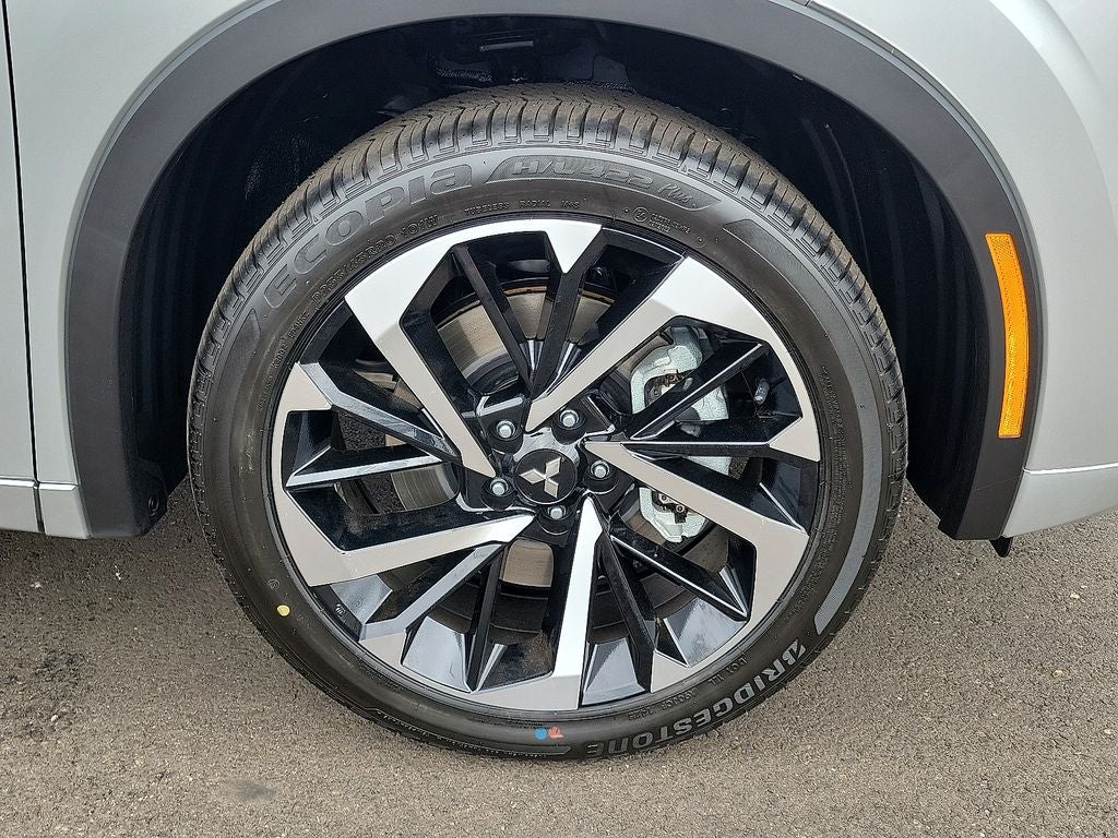 2025 Mitsubishi Outlander PHEV SEL