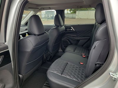 2025 Mitsubishi Outlander PHEV SEL