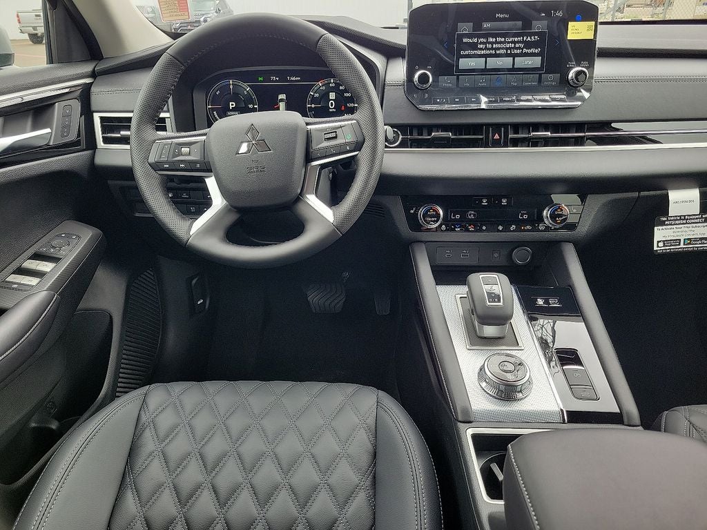 2025 Mitsubishi Outlander PHEV SEL
