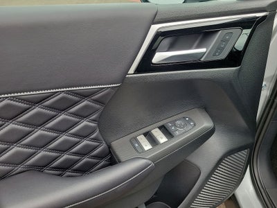2025 Mitsubishi Outlander PHEV SEL