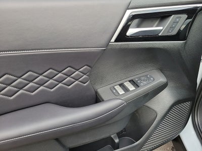 2025 Mitsubishi Outlander PHEV SEL Black Edition