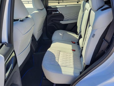 2025 Mitsubishi Outlander PHEV SEL