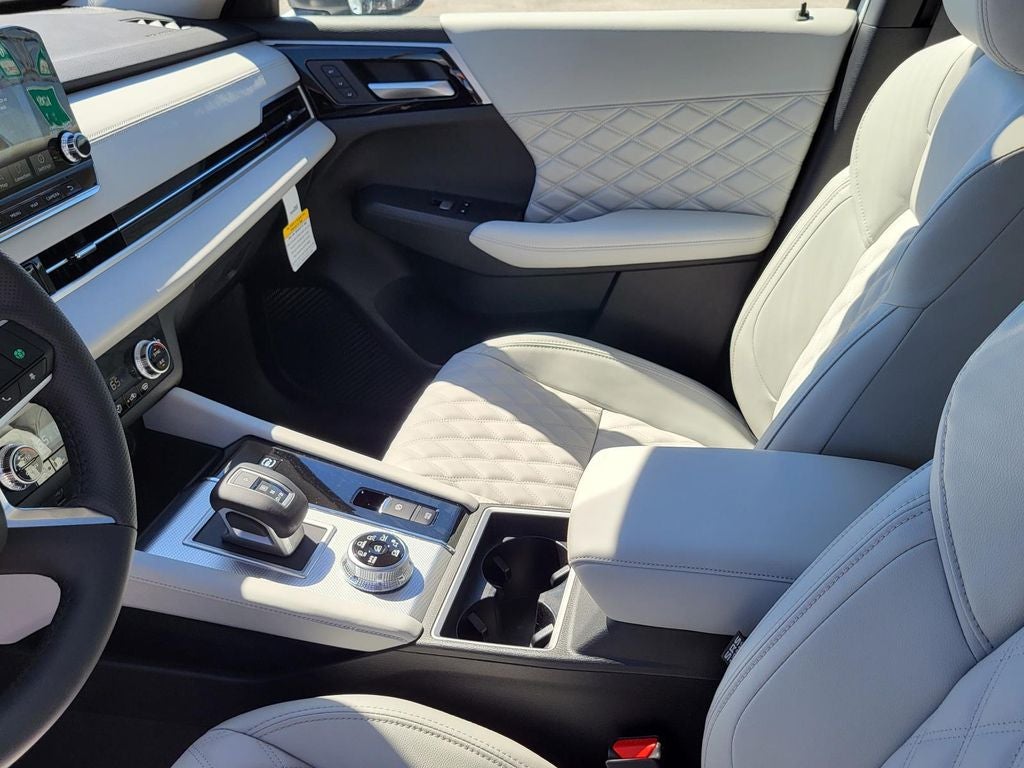 2025 Mitsubishi Outlander PHEV SEL