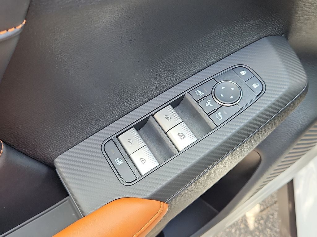 2025 Mitsubishi Outlander PHEV SEL