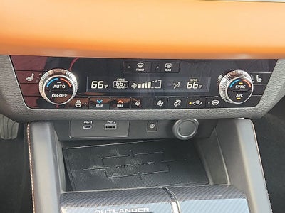 2025 Mitsubishi Outlander PHEV SEL