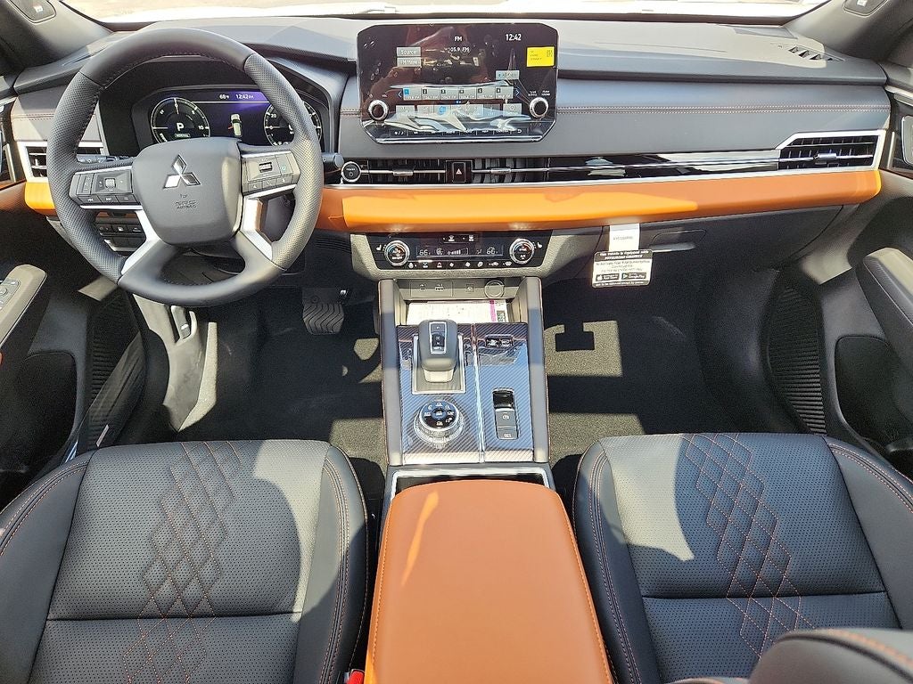 2025 Mitsubishi Outlander PHEV SEL