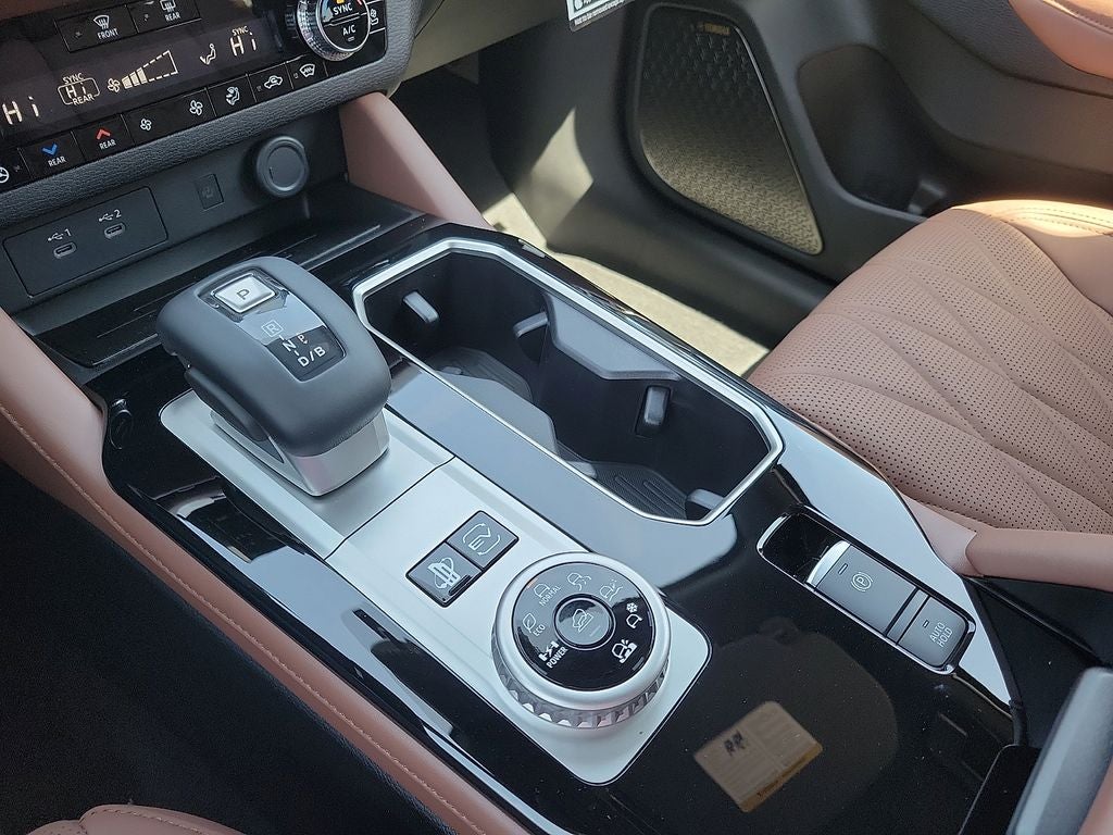 2026 Mitsubishi Outlander PHEV SEL