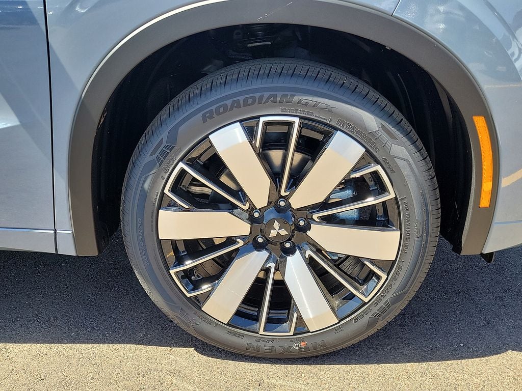 2026 Mitsubishi Outlander PHEV SEL