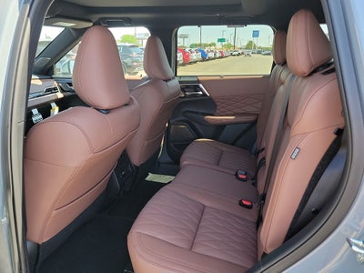 2026 Mitsubishi Outlander PHEV SEL