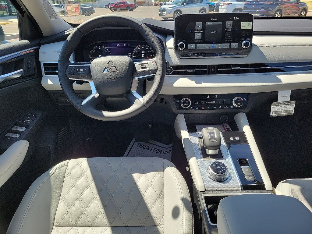 2025 Mitsubishi Outlander PHEV SEL Platinum Edition