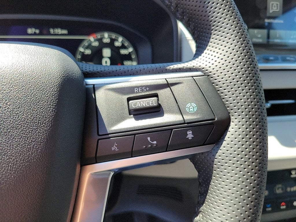 2025 Mitsubishi Outlander PHEV SEL Platinum Edition