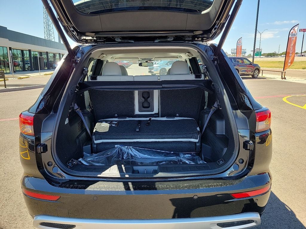 2025 Mitsubishi Outlander PHEV SEL Platinum Edition