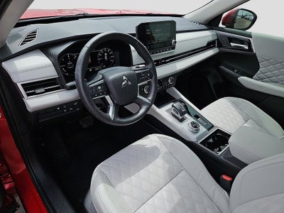 2025 Mitsubishi Outlander PHEV SEL