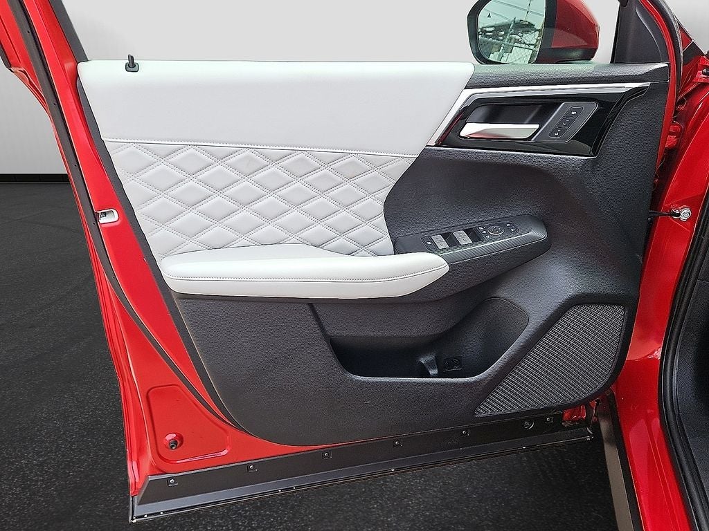 2025 Mitsubishi Outlander PHEV SEL
