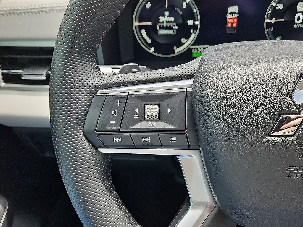 2025 Mitsubishi Outlander PHEV SEL