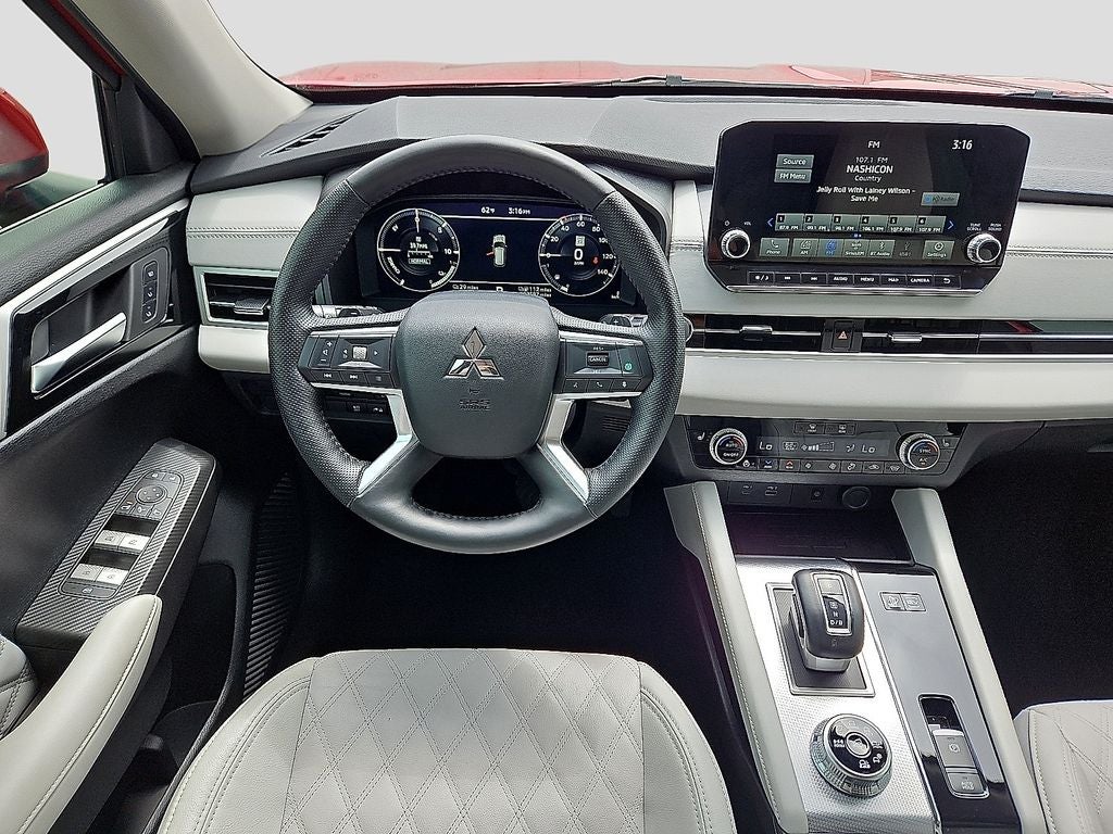 2025 Mitsubishi Outlander PHEV SEL