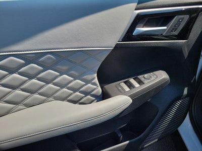 2025 Mitsubishi Outlander PHEV SEL