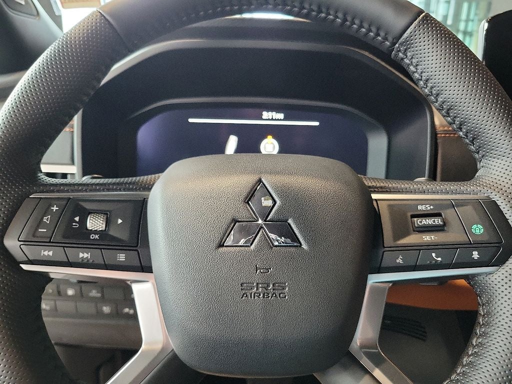 2025 Mitsubishi Outlander PHEV SEL