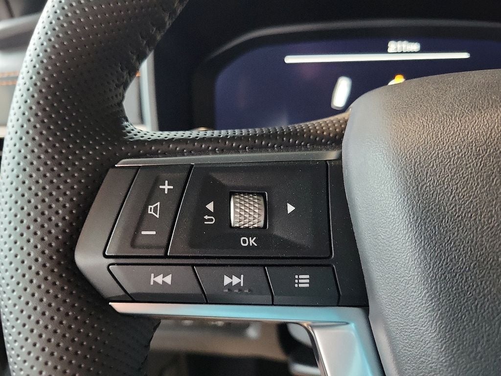 2025 Mitsubishi Outlander PHEV SEL