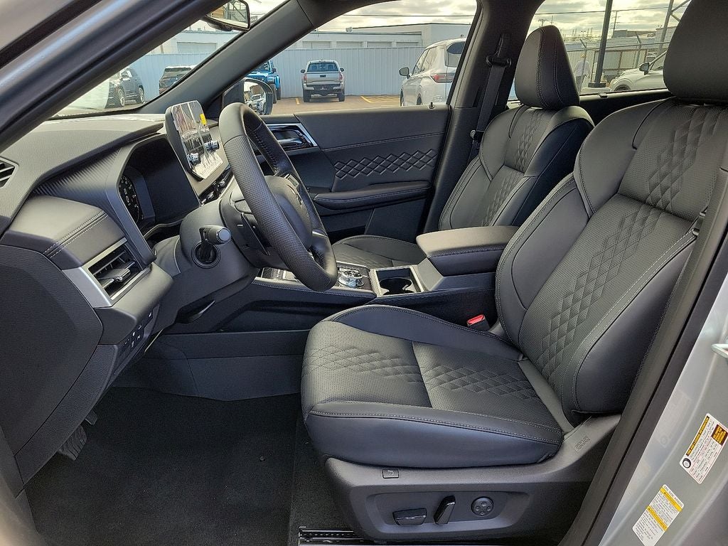 2025 Mitsubishi Outlander PHEV SEL Black Edition