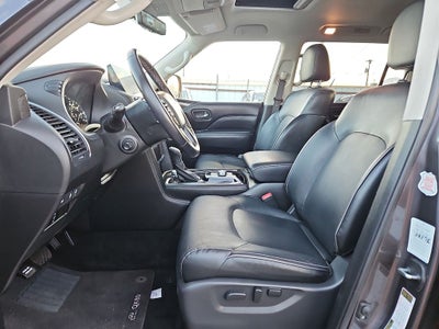 2024 INFINITI QX80 LUXE